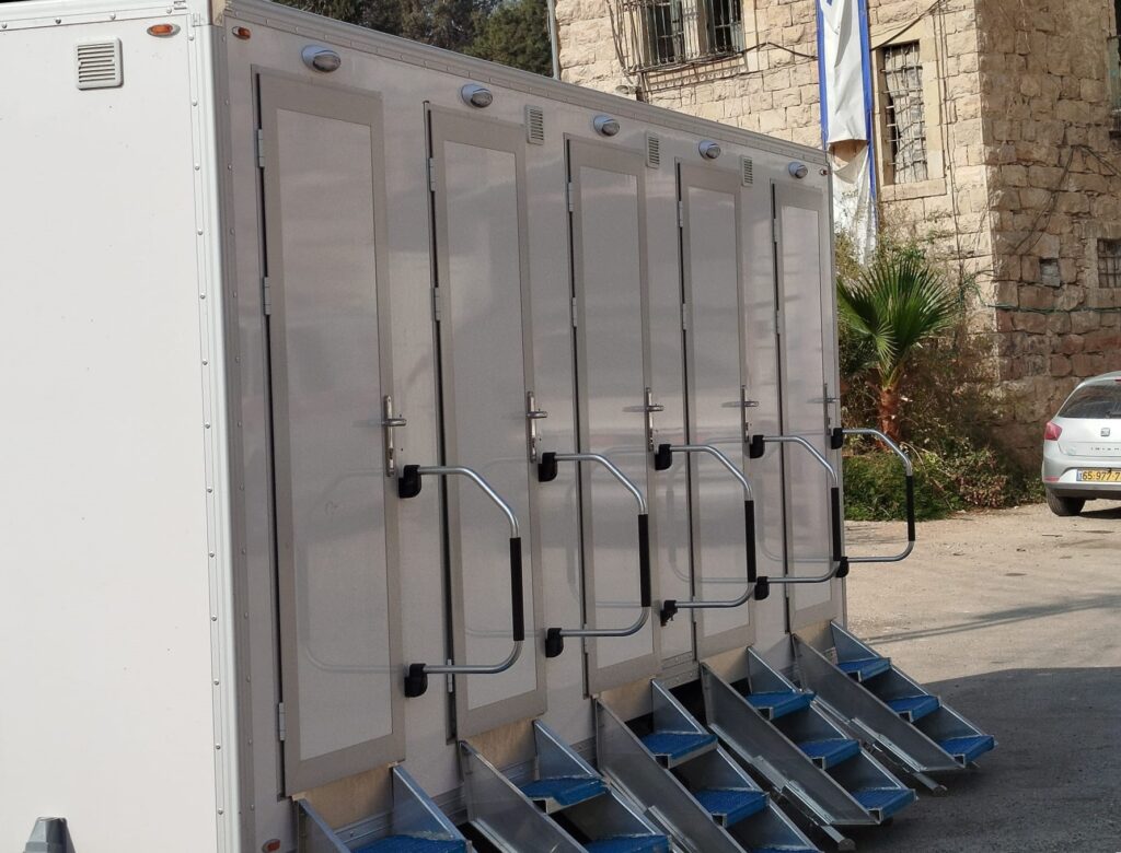 קרון שירותים 10 תאים (דגם ירדן)