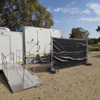 קרון זוגי + תא נגיש