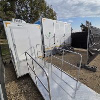 קרון זוגי + תא נגיש